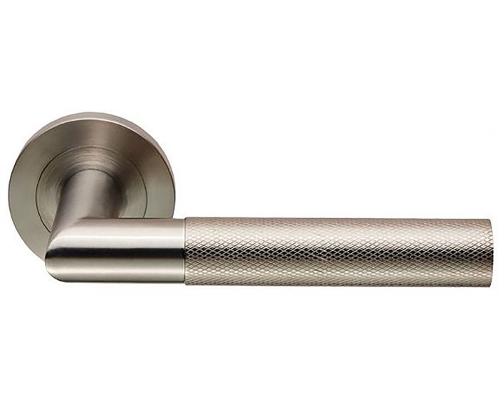 Knurled Design Lever Door Handles On Round Rose - Suitable For Use On ...