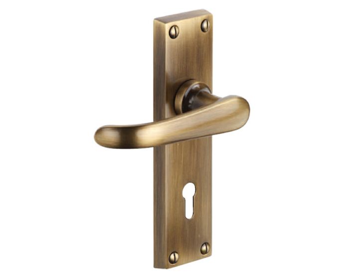 Windsor Suite Straight Victorian Door Handles Antique Brass Gloss Lacquered G Johns And Sons 9959